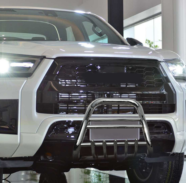  front bumper front protective bumper, anti-collision front bumper Suitable for Toyota