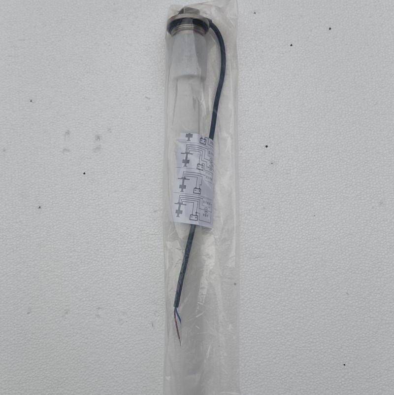 Liquid level sensor, oil level sensor