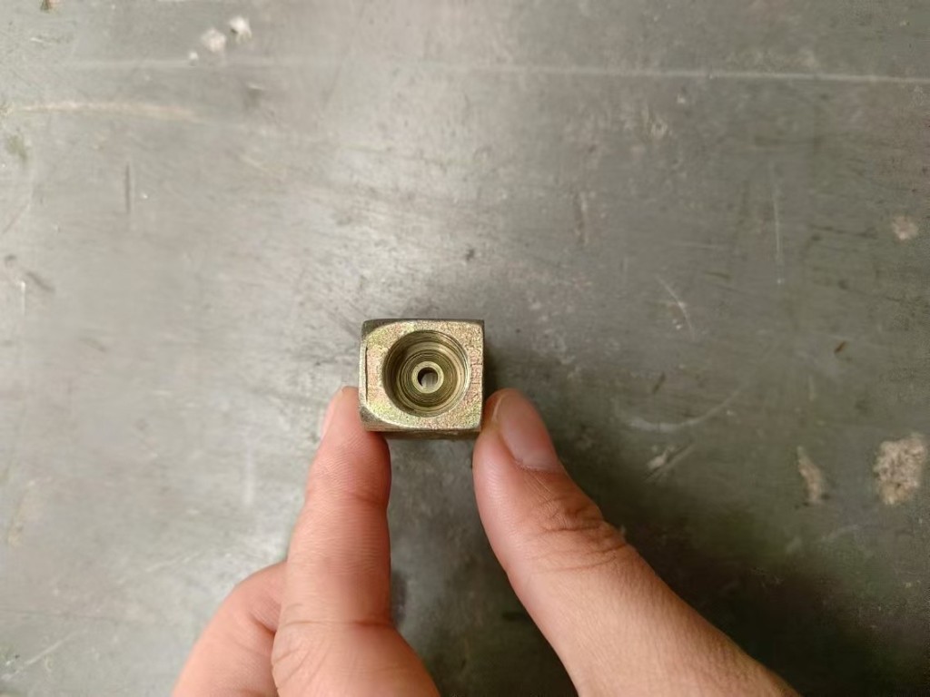Loader 50 C Vintage Pipe Fittings