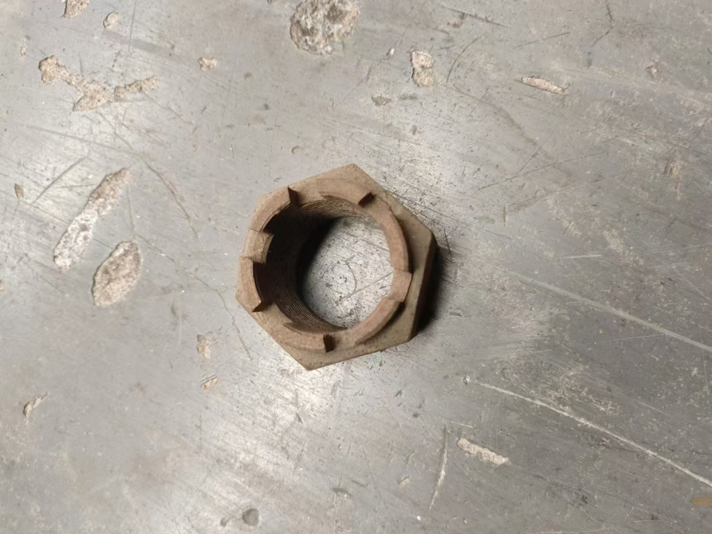 Loading machine flowering nut