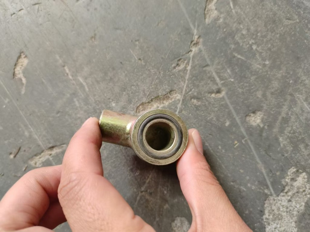 New type pipe joint for loader