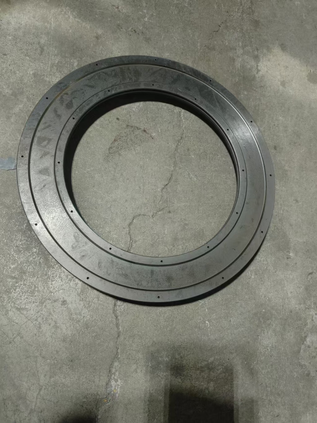 A piston body