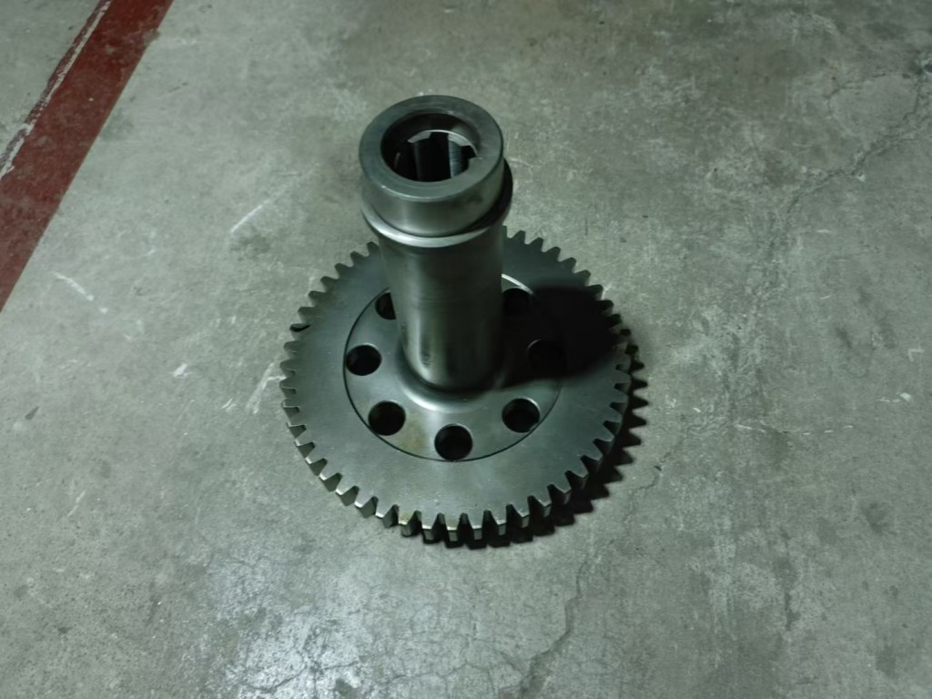 Drive shaft and gear with 6-key and 49 teeth