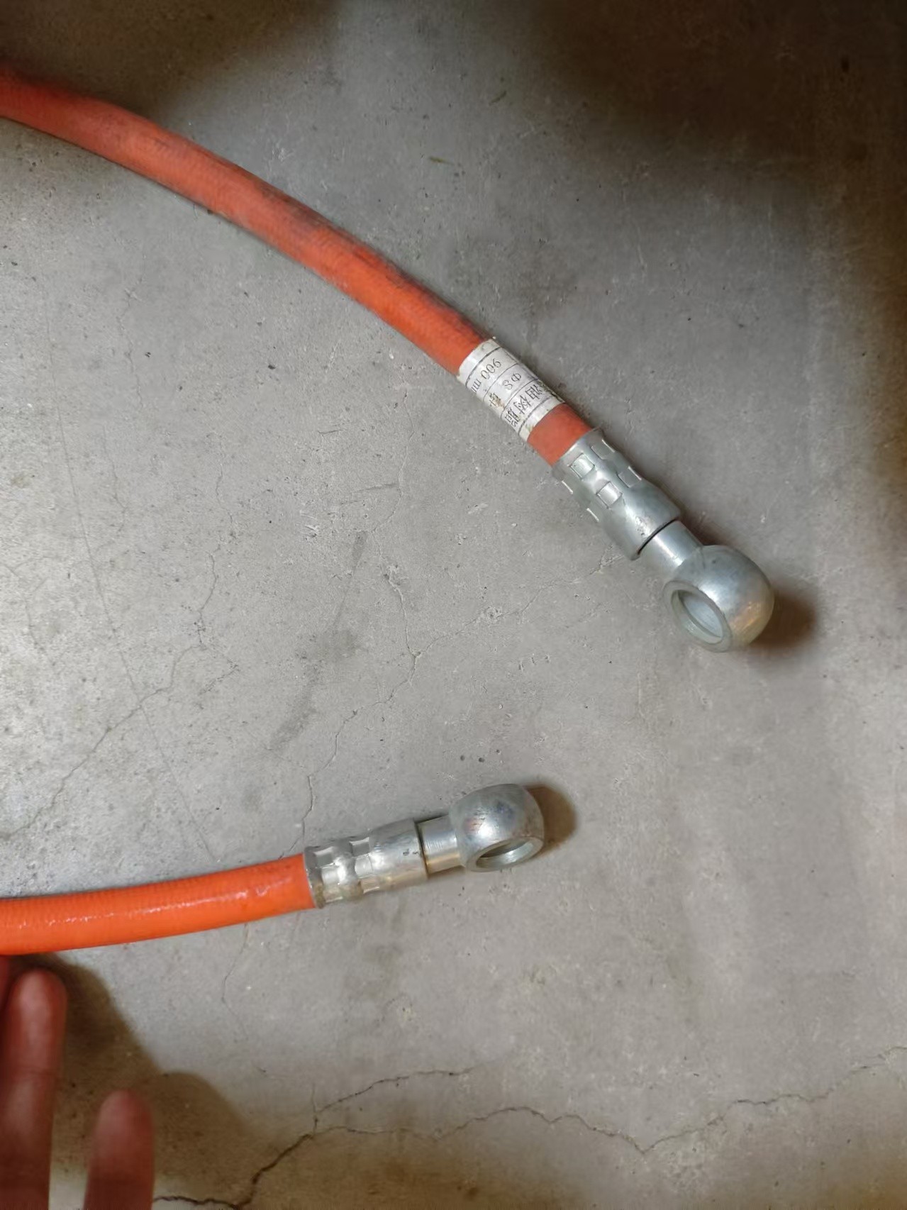 Diesel pipe