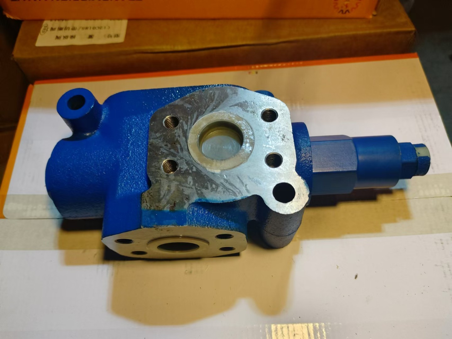 Loader priority valve assembly